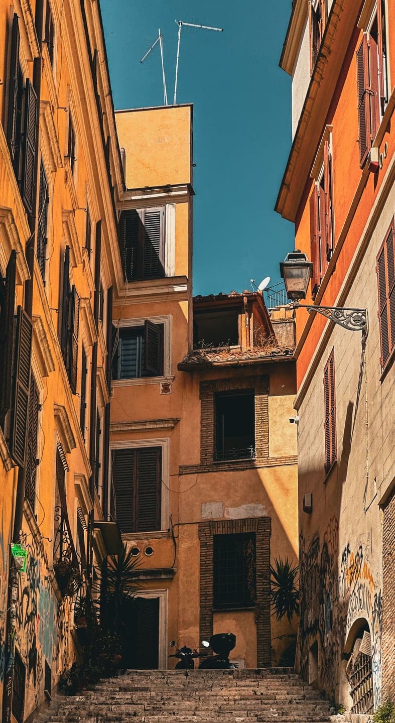 Via dei Coronari
