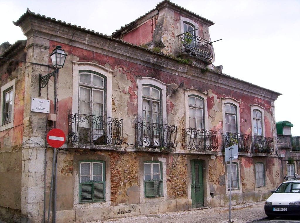 Street scene in Carnide